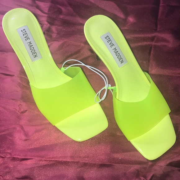 Steve Madden neon green and clear mules - Picture 2 of 2